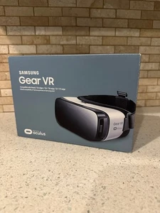 Samsung Gear VR Oculus Virtual Reality Headset for Note5 S6 edge+ S7 nib - Picture 1 of 3