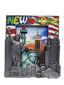 1 NEW NYC PICTURE FRAME 3.6"X4.8" METAL PHOTO FRAME NEW YORK CITY SKYLINE 50232  - Picture 1 of 2