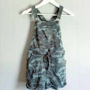 JUSTICE Fleece Camo Overall Shorts Size 16 Shortalls - Picture 1 of 3