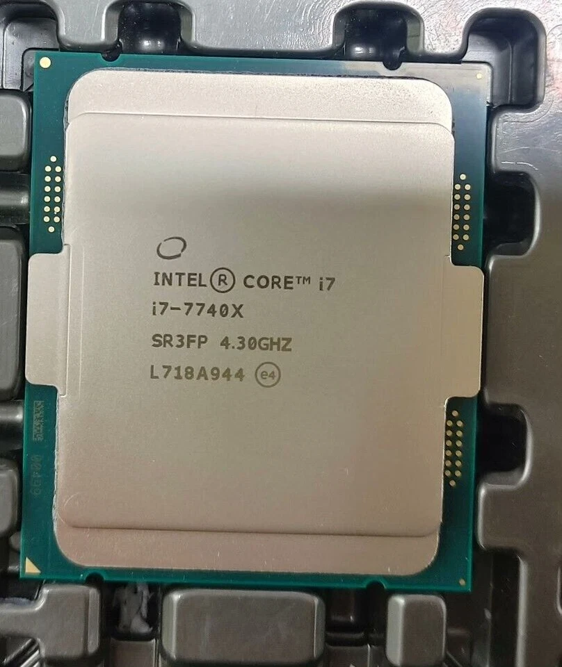 Intel Core i7-7740X X-Series 4.30 GHz SR3FP FCLGA2066 CPU Processor - Image 1 of 1