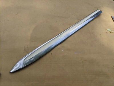 Chevrolet 1955 puerta guardabarros delantero moldura  Foto 1 de 4