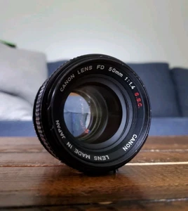 Canon 50mm f/1.4 SSC S.S.C. Manual Focus FD-Mount Prime Lens and Back Cap - Bild 1 von 6