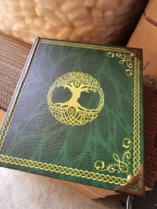 Magic The Gathering Card Deck Box Wizardry Foundry Grimoire - Picture 1 of 5