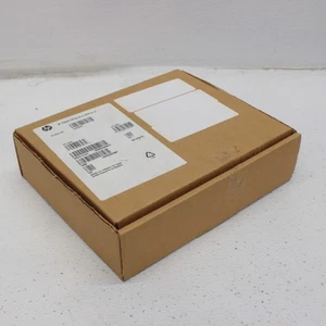 Mini funda de soporte de montaje VESA doble seguridad para escritorio HP v2 - 2JA32AT - Imagen 1 de 5