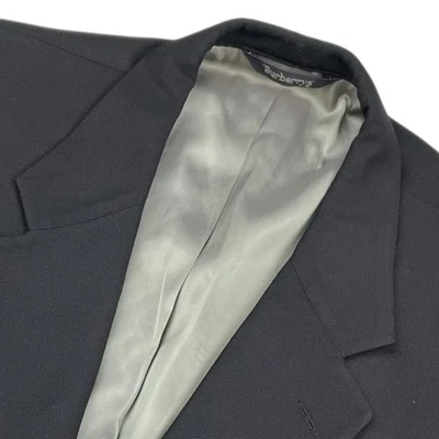 Blazer/chaqueta negra de 2 botones de punto de lana Burberry para hombre de colección • 44R EE. UU. Foto 1 de 4