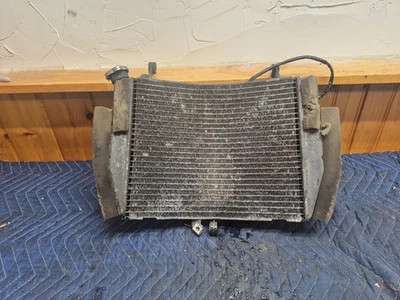 Yamaha YZF R6 YZFR6 2003 radiador con ventilador de refrigeración Foto 1 de 4