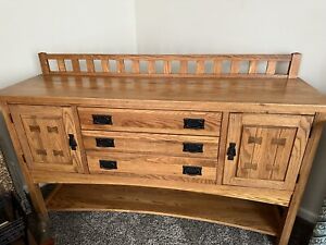 Richardson Brothers Furniture Co. solid oak mission  Sideboard buffet