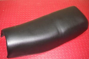 Neu Sitzbankbezug Sitzbezug Bezug 64,5cm lang Sitzbank HONDA XL250S XL500S 79-82 - Picture 1 of 1