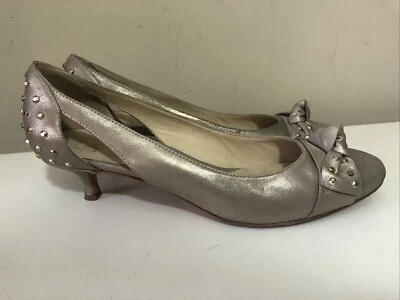 Zapatos de salón Joan & David 'Ulises' de cuero dorado brillante tacón de gatito boda talla 8,5 M Foto 1 de 4