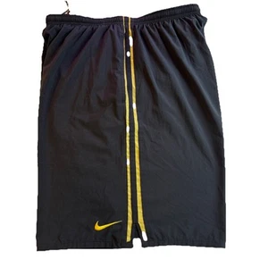 Short de basket NIKE Livestrong noir/or avec doublure homme GRAND - Photo 1/8