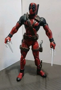 Diamond Select Toys Marvel Select 7 1/2" Deadpool Actionfigur - Bild 1 von 4