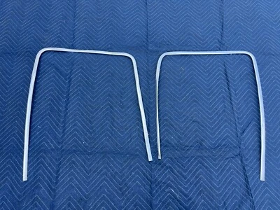 Volvo 240 242 244 245 L & R ventana envolvente moldura cromada estilo antiguo OEM #3935E Foto 1 de 4