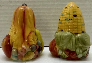 Salt and Pepper Shakers Corn and Gourd Fall/Autumn Thanksgiving Shakers 3in - Picture 1 of 12