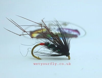 WET YOUR FLY 3 x schwarze Hopperfliege für Forellen, auf Kamasan B175 Größe 12
