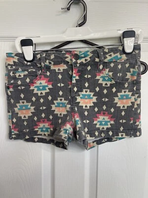 Celebrity Pink Jeans Women Mid Rise Aztec Shorts Boho Size 11/32 Inseam 2 - Image 1 of 4
