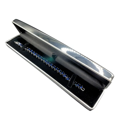 Pulsera de 4 garras con acabado dorado blanco zafiro azul corte redondo de 4 garras Foto 1 de 4