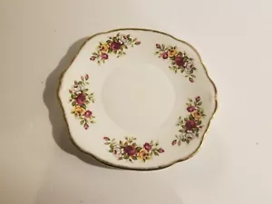 Duchess - English Garden Serving Plate 9 1/4 x 8 3/4 inch England Bone China - Picture 1 of 2