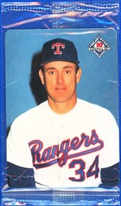 1994 MOTHER'S COOKIES FAREWELL SET  # 9  NOLAN RYAN , TEXAS RANGERS