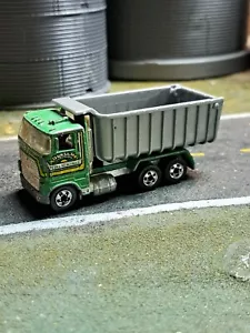 Hot Wheels Blackwall 1981 Workhorses Ford Dump Truck Sunset Trucking Hong Kong - Picture 1 of 7