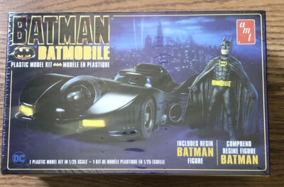  2018 AMT Batman Batmobile 1/25 Scale Plastic Model with Batman Figure SEALED  - Image 1 of 4