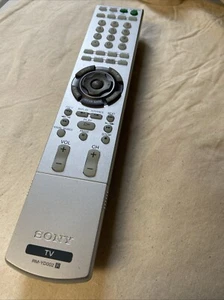 Sony RM-YD002 TV Remote Control Genuine Wega Gate. Tested , Works, Clean. #e9 - Picture 1 of 10