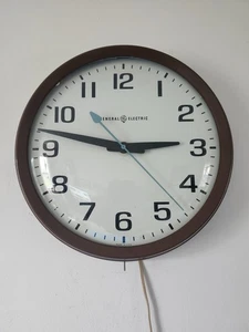 Reloj de Pared Vintage General Electric 13" Baquelita EE. UU. Trabajo Escolar GM Planta Chevy - Imagen 1 de 10