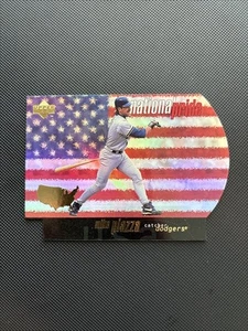 Mike Piazza 1997 Upper Deck National Pride Diecut #NP35 Los Angeles Dodgers - Foto 1 di 2