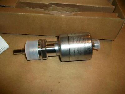 IFM Efector TAD981 RTD Temperature Transmitter Sensor w/ Diagnostic Output  NEW - Image 1 of 3