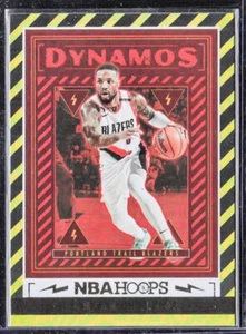 Damian Lillard 2023-24 Panini NBA HOOPS DYNAMOS #4 [HOLO] -- POR/MILWAUKEE BUCKS - Bild 1 von 2