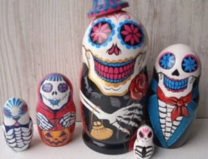 Halloween Nesting Dolls Set of 5 hand-painted wooden dolls Halloween decorations - Picture 1 of 13