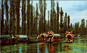 Xochimilco D.F. Mexico, Flower Decked Boats, Vintage Unposted Postcard - Picture 1 of 2