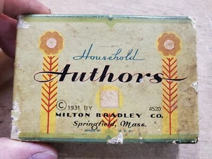 Antiguo juego de cartas de autores domésticos Milton Bradley 1931, caja de 46 cartas para piezas - Imagen 1 de 9