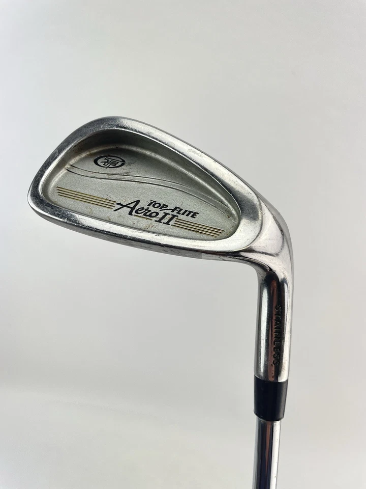 Top Flite Pitching Wedge Regular Flex Steel /Right Handed /New Grip /20147 - Image 1 of 4
