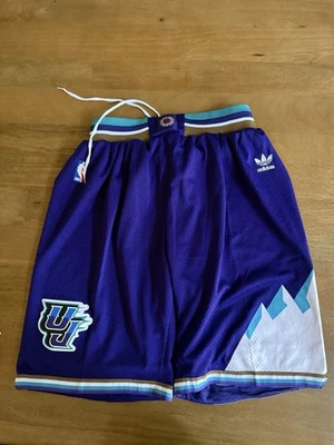 Shorts Utah Jazz Adidas NBA 1996-97 Throwback tamanho XXL - Imagem 1 de 3