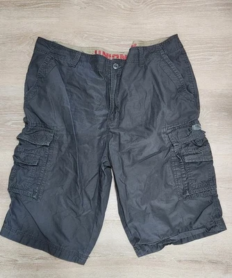 Pantalones cortos cargo Unionbay gris oscuro para hombre talla 44 Foto 1 de 4