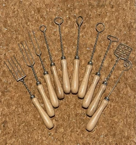 10 Stck. Chocolatier Werkzeuge blonde Holzgriffe Schokolade/Süßigkeiten Tauchwerkzeuge - Bild 1 von 11