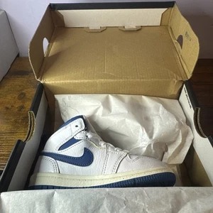 Nike Air Jordan 1 Mid SE (TD) FN7537 141 Kids Shoes White/Industrial Blue-Sail - Picture 1 of 2