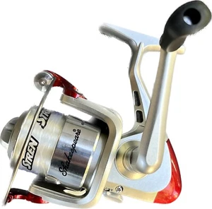 SHAKESPEARE CMF BASS 35 BSP35 5.2:1 GEAR RATIO SPINNING REEL 8 LB STREN NO BOX - Picture 1 of 7