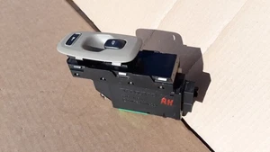 2007 Volvo XC70 Front Right Passenger Door Window Power Switch Assembly OEM - Picture 1 of 21