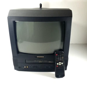 Sylvania 13" TV/VCR Combo SSC130B Videojuegos VCR TV Control Remoto Probado Cabezales Limpios - Imagen 1 de 15