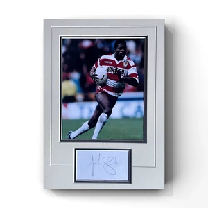 Martin Offiah - Wigan Warriors Rugbyspieler signiertes Display - Bild 1 von 2