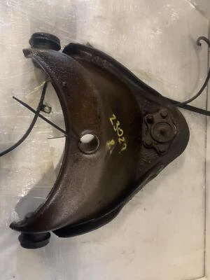1888-1999 CHEVROLET PICKUP CT1500 UPPER CONTROL ARM FRONT RH USED OEM 19416905 - Image 1 of 4