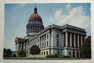 West Virginia State Capitol Postcard (P1) - Picture 1 of 2