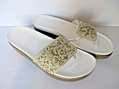 Sandalias Donald Pliner Fifi Hueso Gamuza Cuero Estrás Talla 8.5M NUEVAS Foto 1 de 4