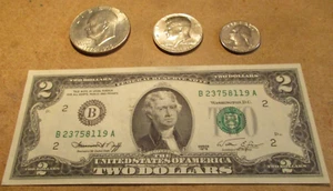 1776-1976 Bicentennial Coin & Currency Set-1976 $2 Bill-IKE dollar,JFK HALF,25c - Picture 1 of 4