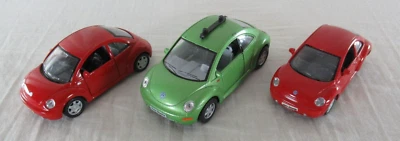 VW Volkswagen Beetle Die-Cast Pull-Back Racers Mixed Lot of 3 1:32 & 1:37 Scale - Image 1 of 4