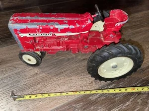 Vintage ERTL International Tractor 544 - Picture 1 of 12