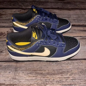 Nike Dunk Low Vintage Michigan Midnight Navy FZ4014-010 Herren Größe 7,5 - Bild 1 von 9