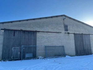 Grundstück mit Lagerhalle - Bild 1 von 3