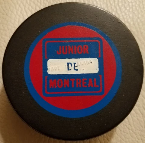 Montreal Junior QMJHL 1973-75 vintage Hockey Puck STAMPED MADE IN CANADA SCARCE Cover